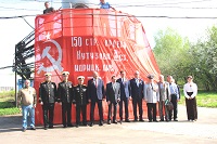 Традиционная торжественная церемония подъёма копии Знамени Победы на ВММ